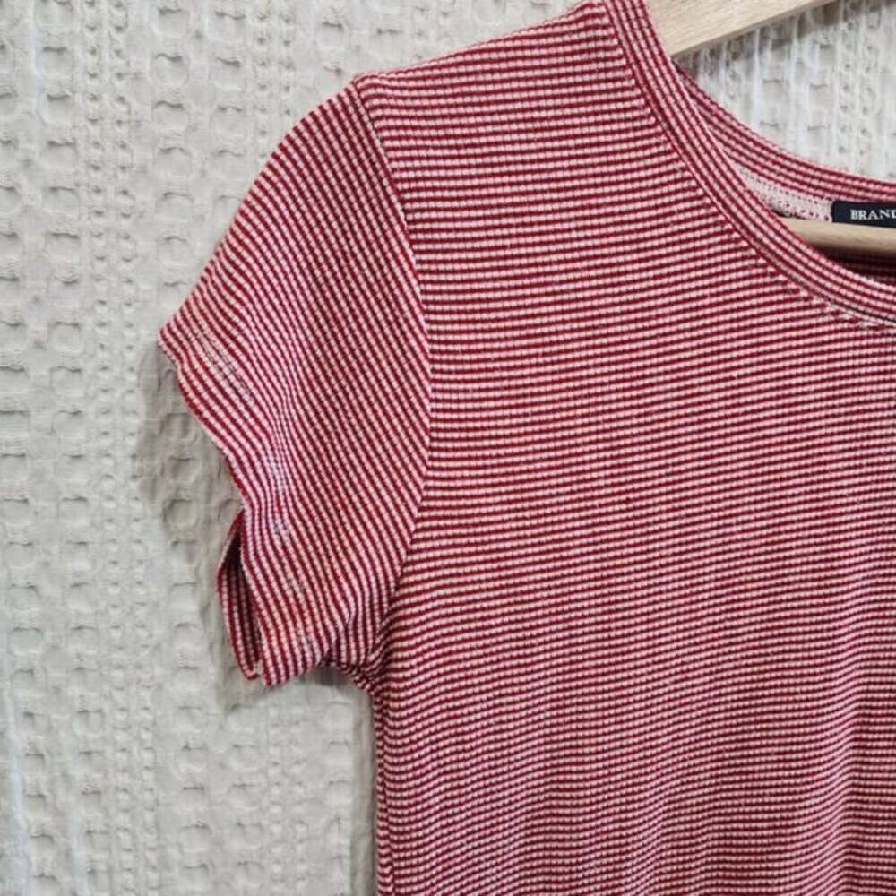 Brandy Melville Red and White Striped Cropped Stretchy Baby Tee One Size Fit All - Picture 5 of 12
